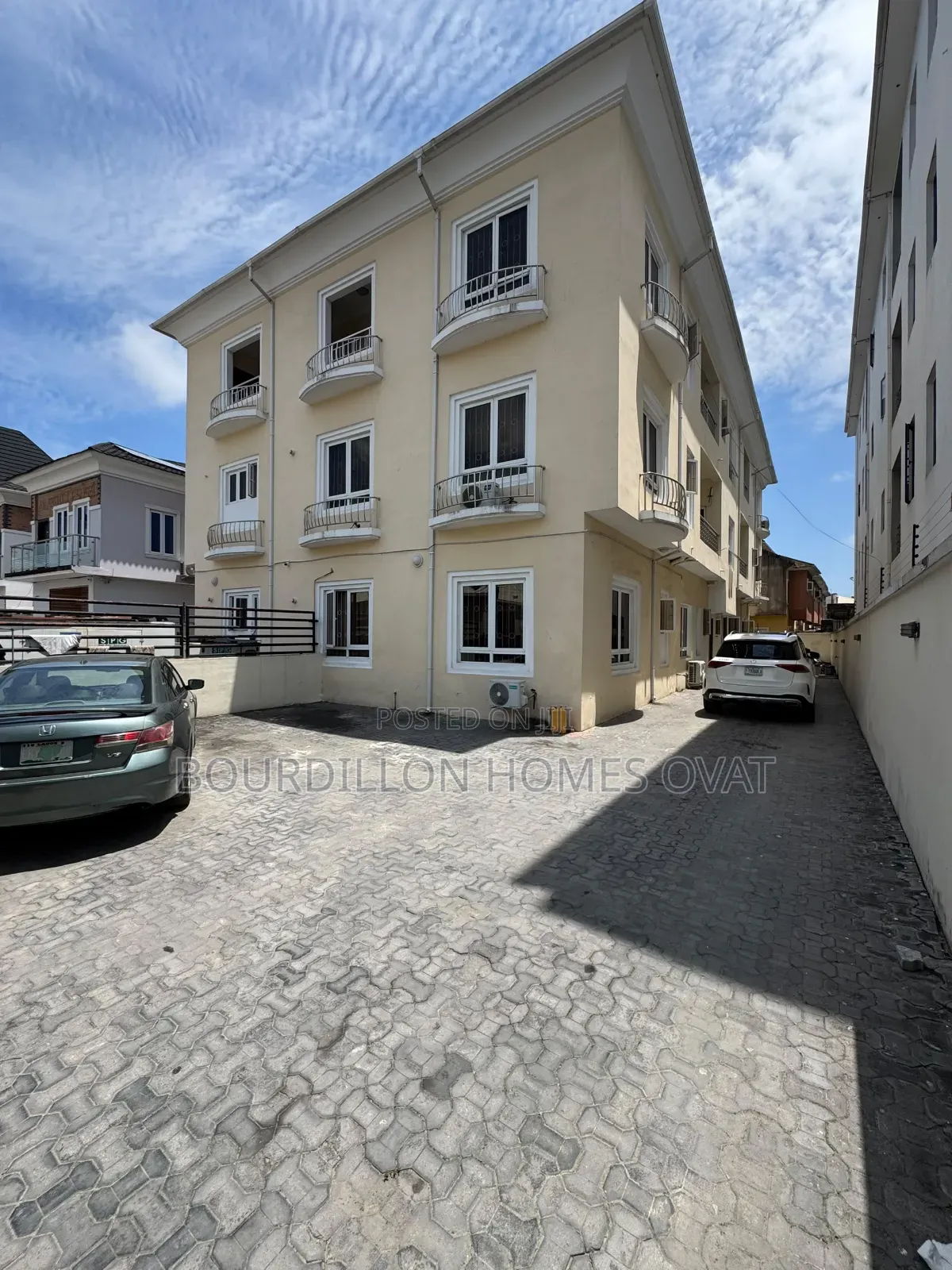 3bdrm Apartment in Idado Lekki Lagos for rent in Idado