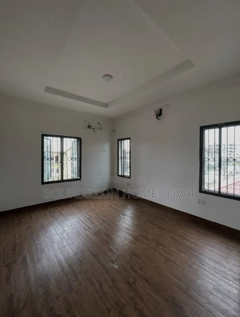 2bdrm Apartment in Ikate Lekki Lagos for rent in Ikate
