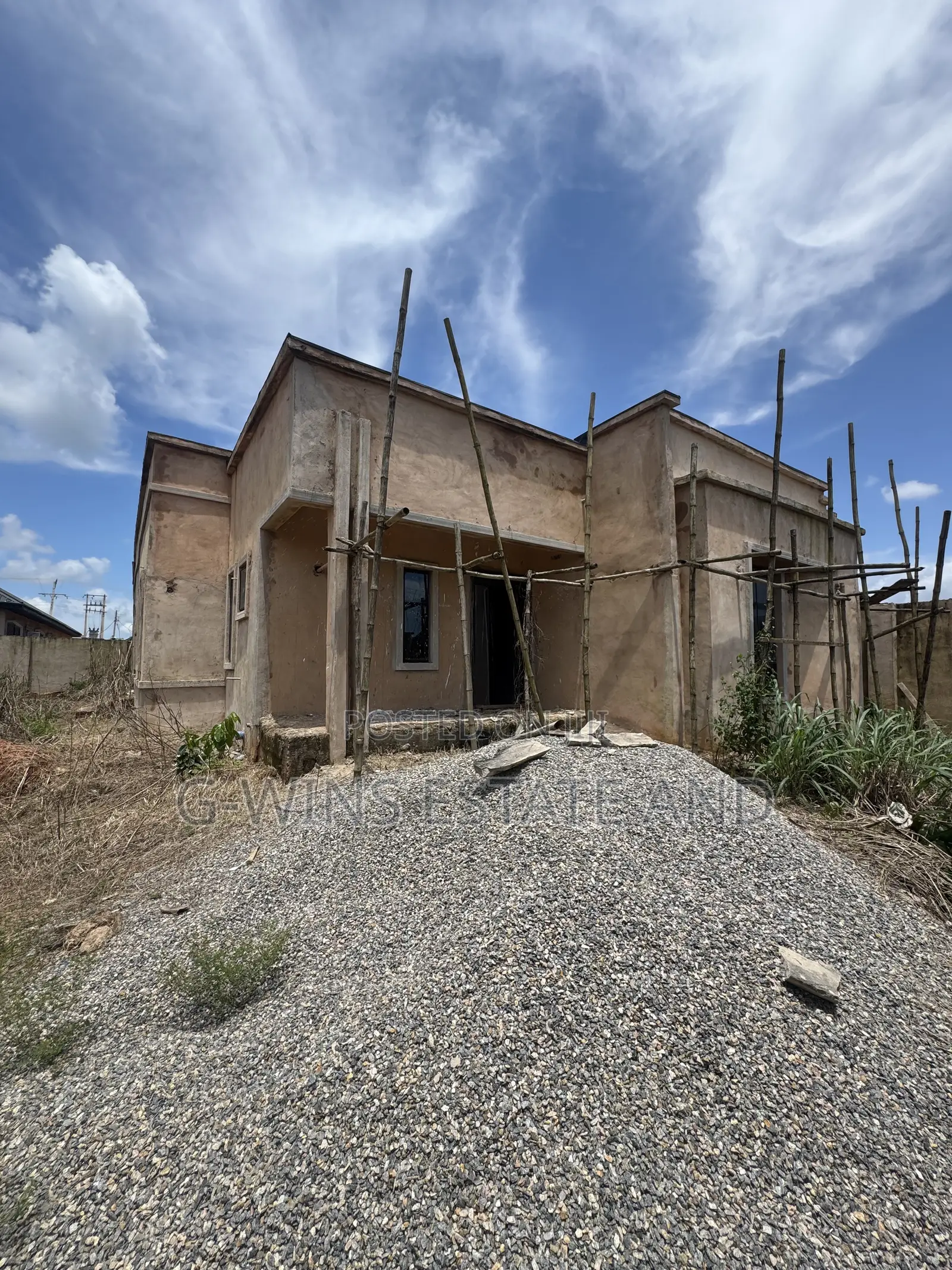 3bdrm Bungalow in Okhuoromi Egbiri, Benin City for sale in Benin City