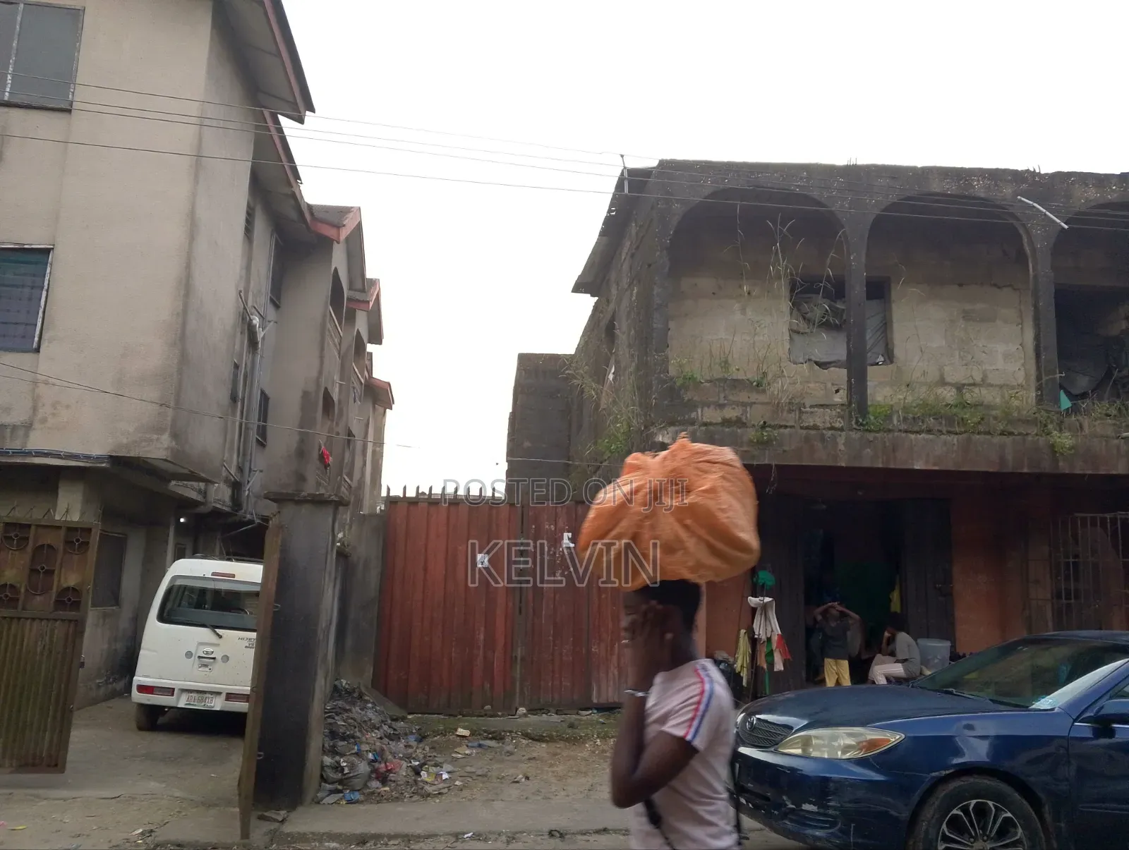 6bdrm Block of Flats in Aba South for sale in Aba South