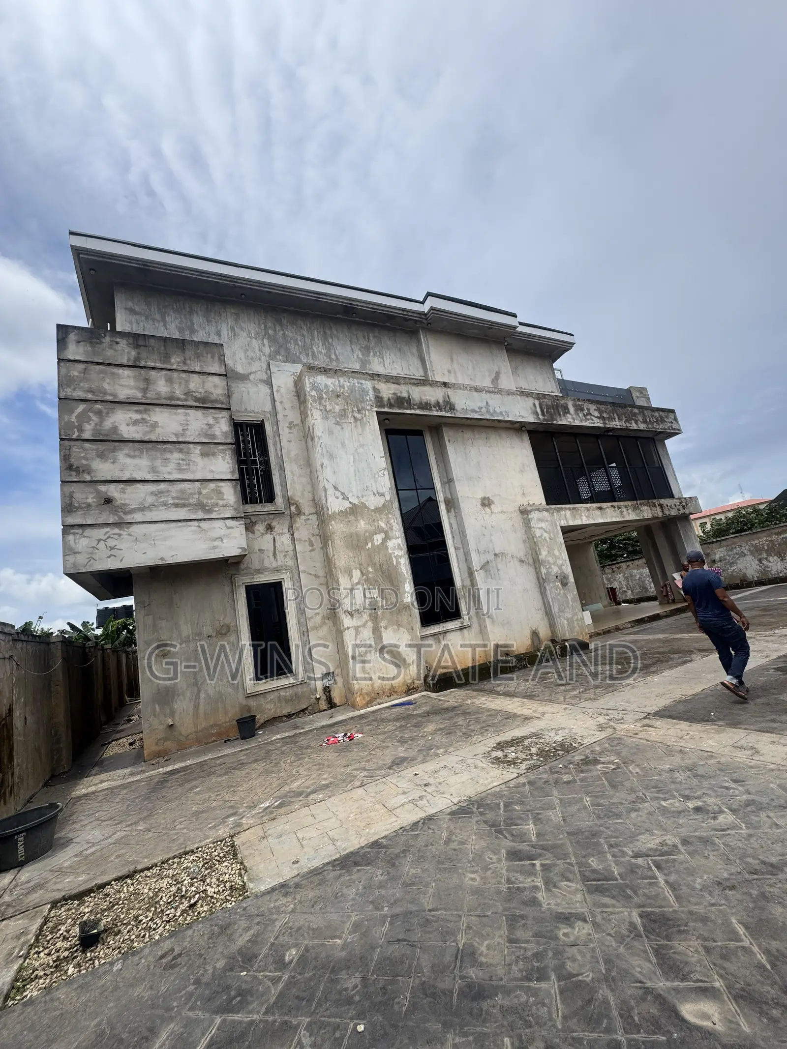 4bdrm Duplex in Ogumwenyi Community, Benin City for sale in Benin City