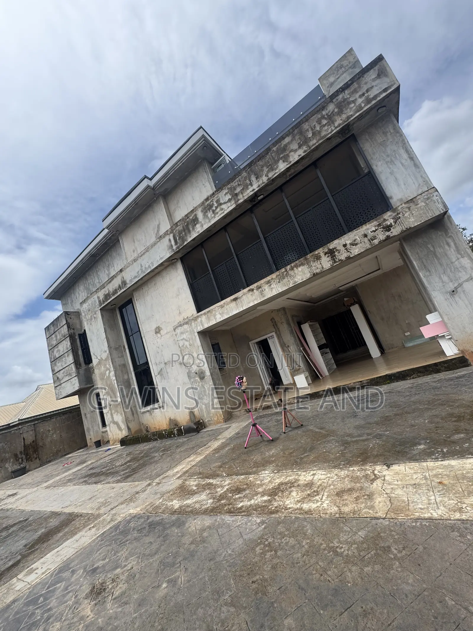 4bdrm Duplex in Ogumwenyi Community, Benin City for sale in Benin City