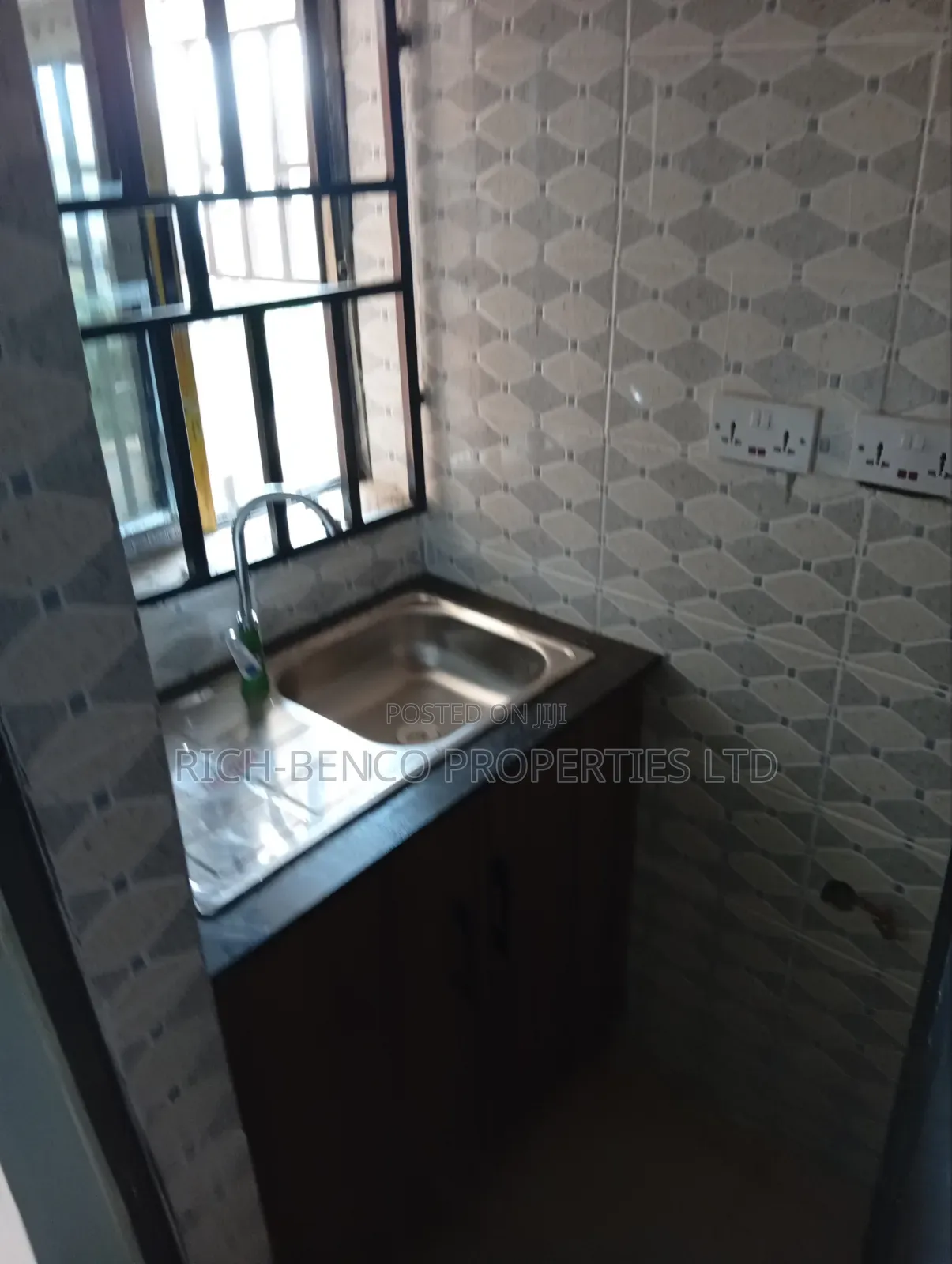 Studio Apartment in Obasanjo Road, Dutse-Alhaji for rent in Dutse-Alhaji