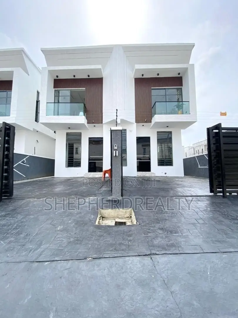4bdrm Duplex in Lekki for sale in Lekki