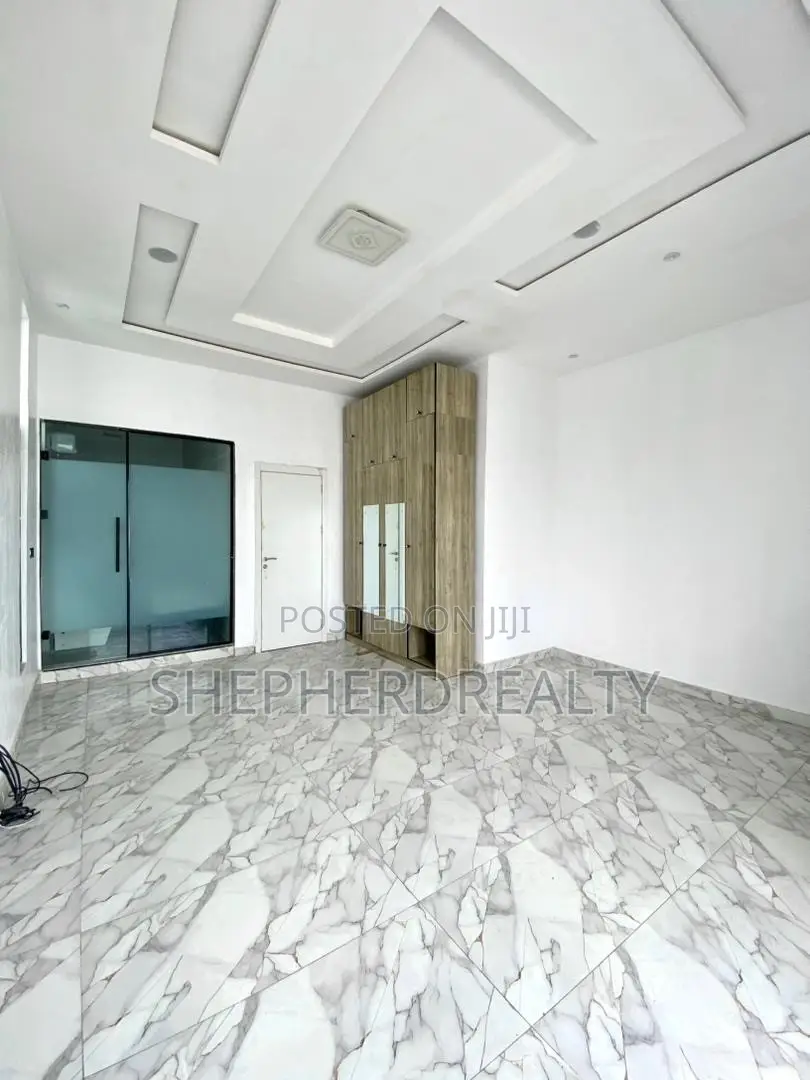 4bdrm Duplex in Lekki for sale in Lekki