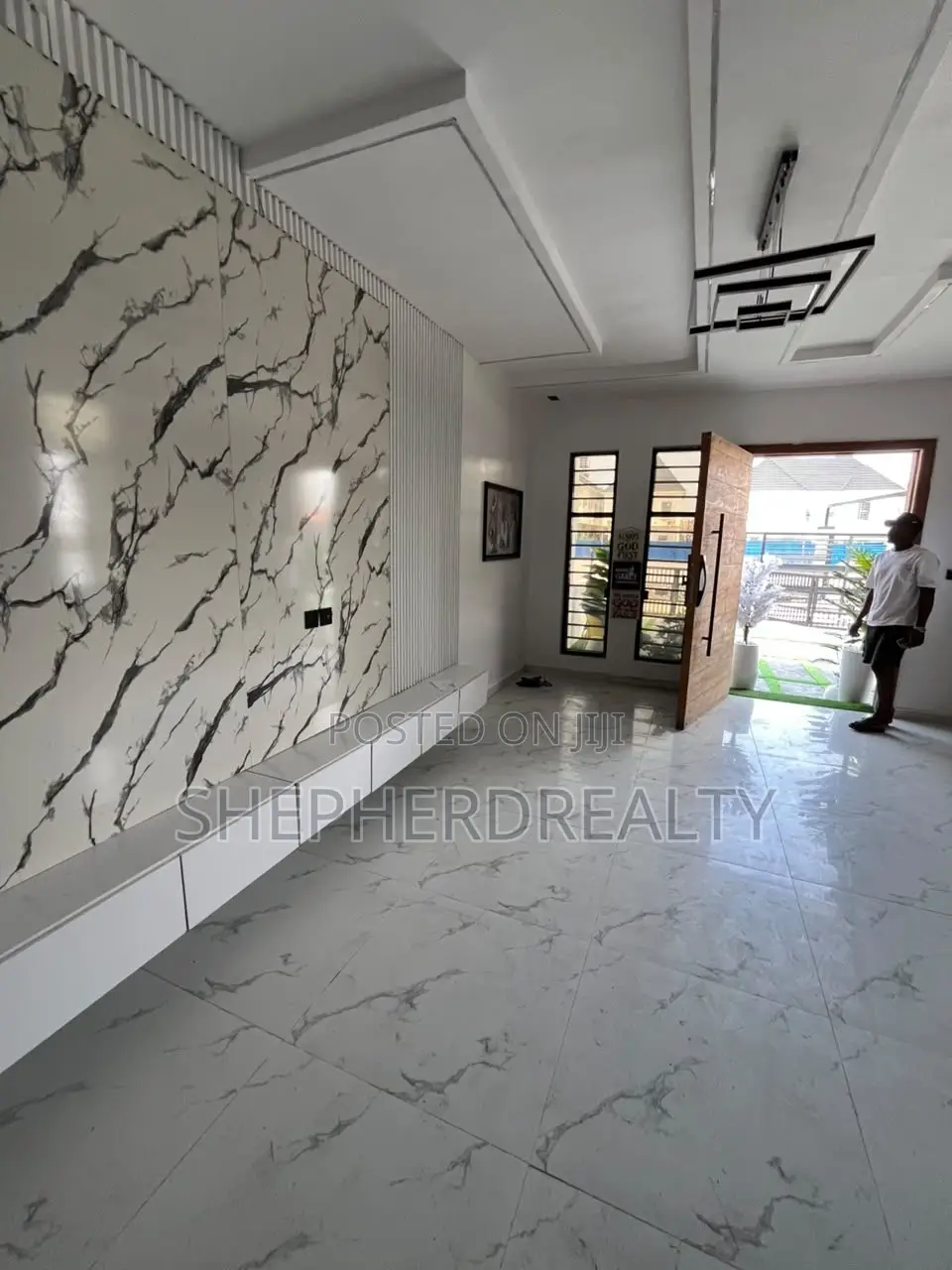 4bdrm Duplex in Ikota for sale in Ikota