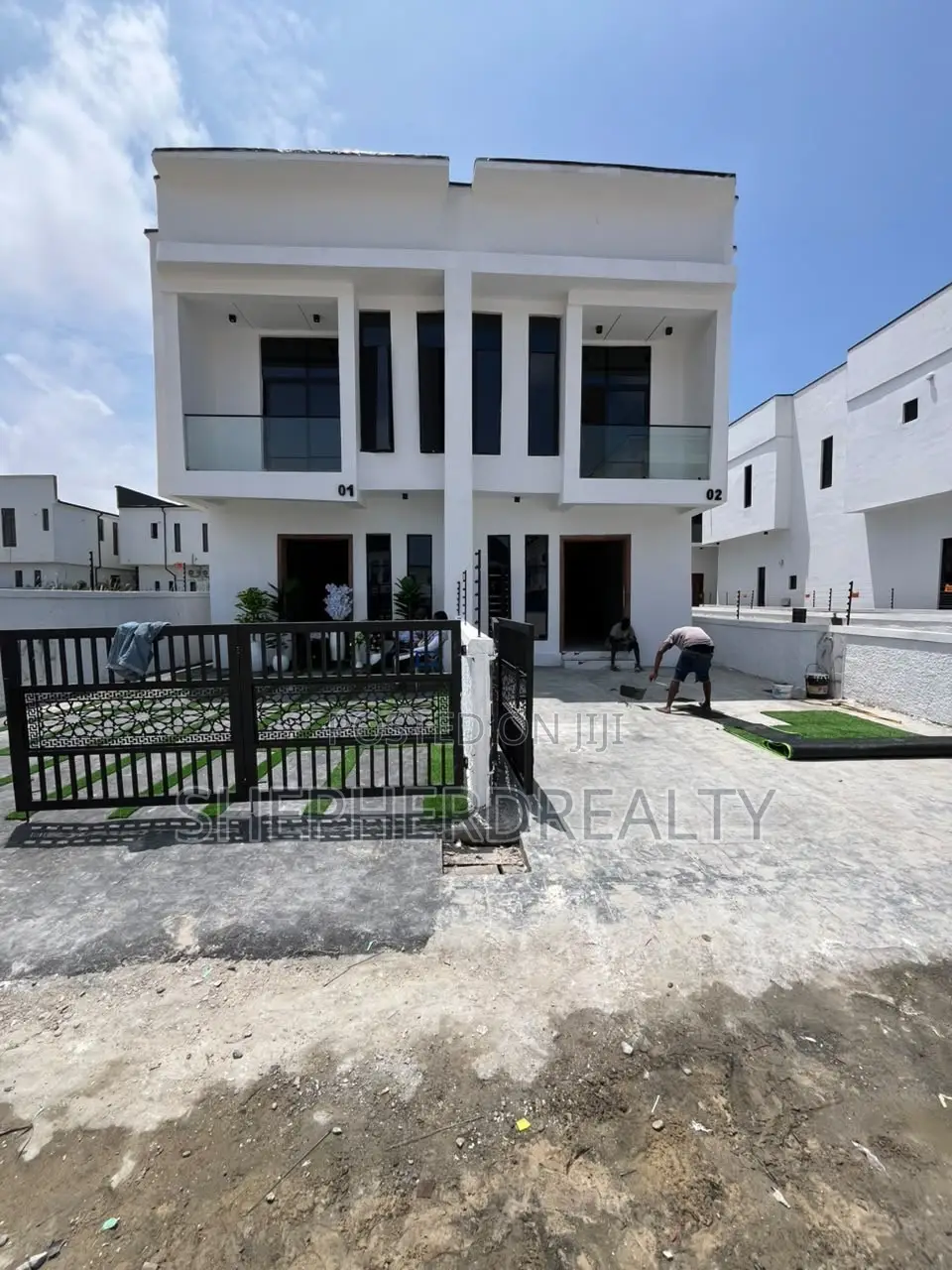 4bdrm Duplex in Ikota for sale in Ikota