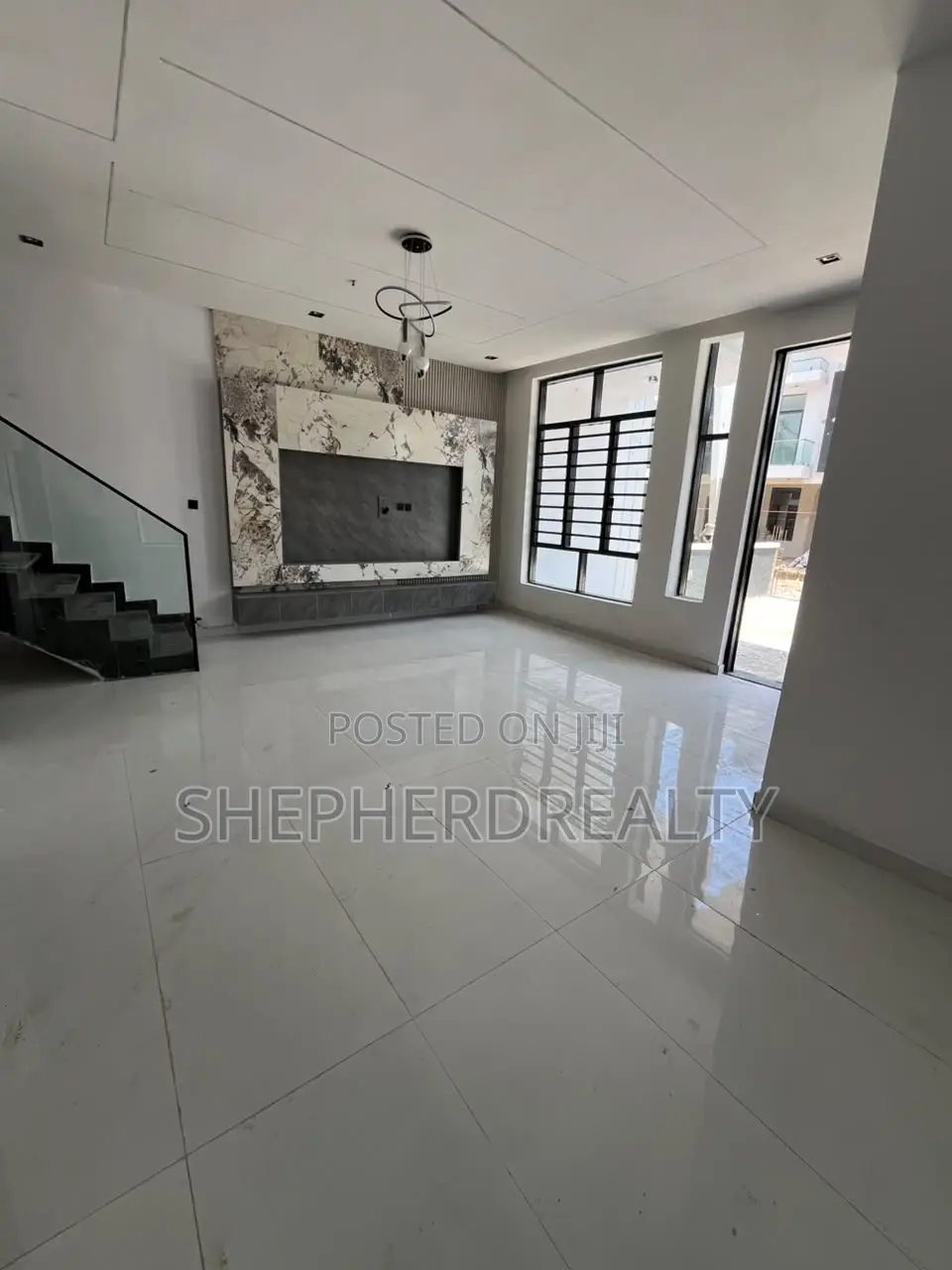 4bdrm Duplex in Ikota for sale in Ikota