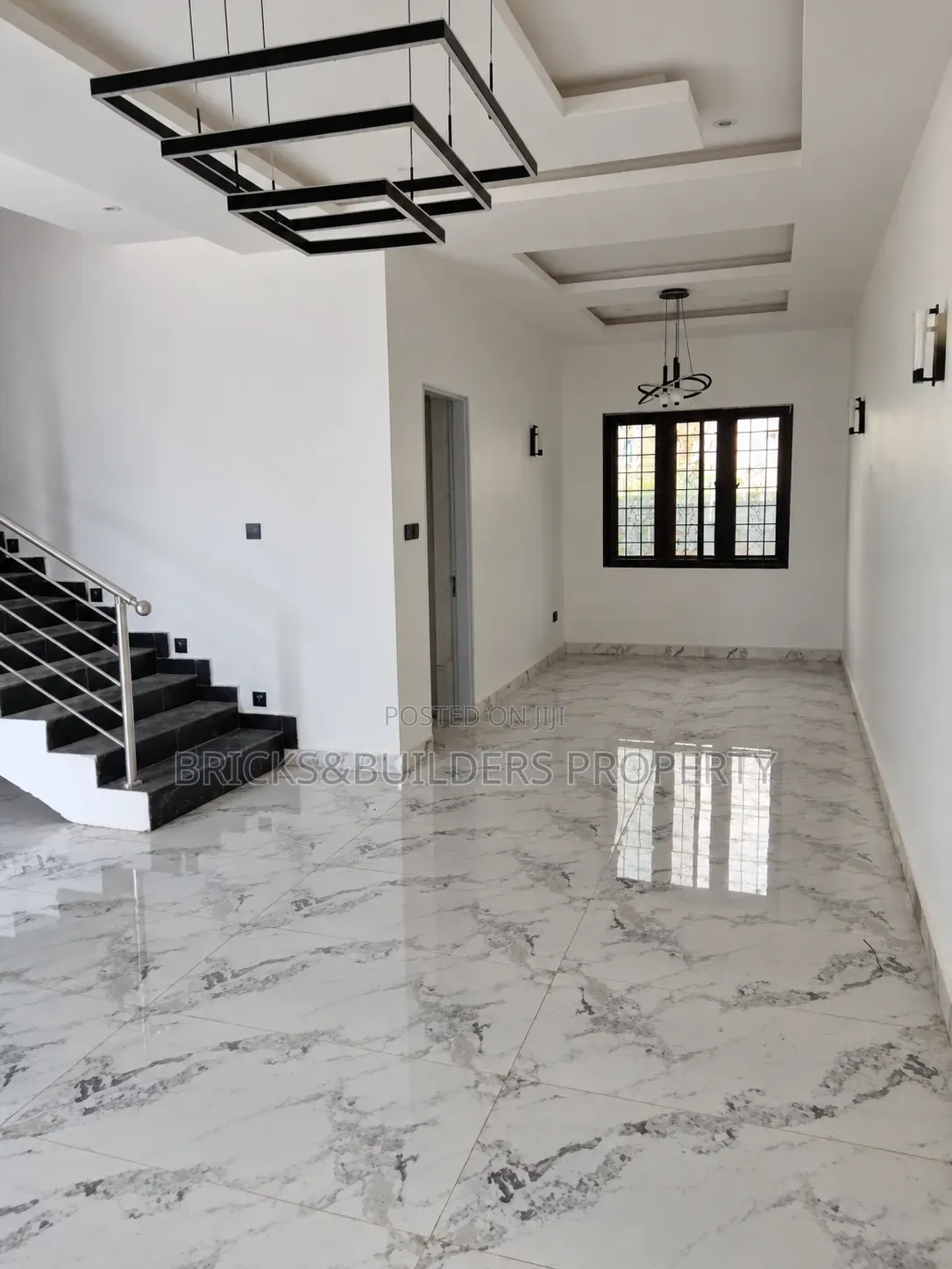 5bdrm Duplex in Guzape District for sale in Guzape District