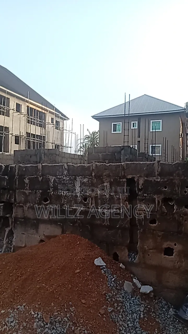 Distress Sale of Land With Uncompleted 6flats Structure in Enugu