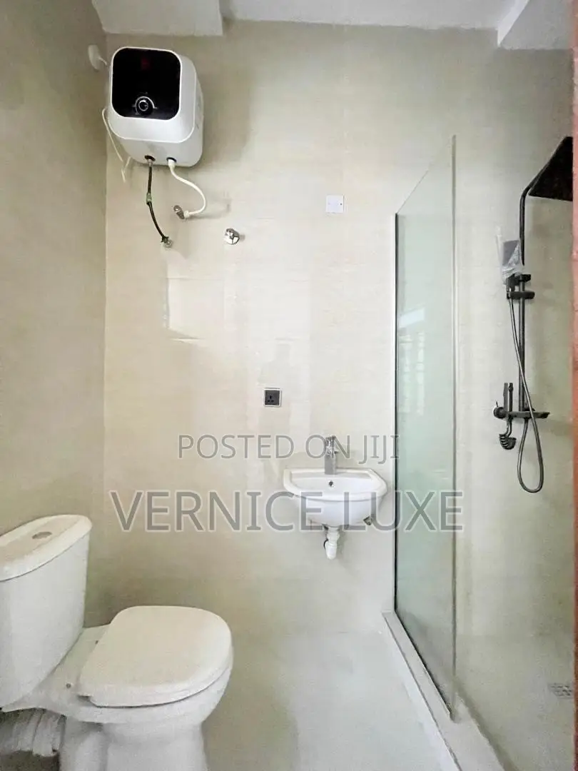 4bdrm Duplex in Ologolo Lekki for sale in Ologolo
