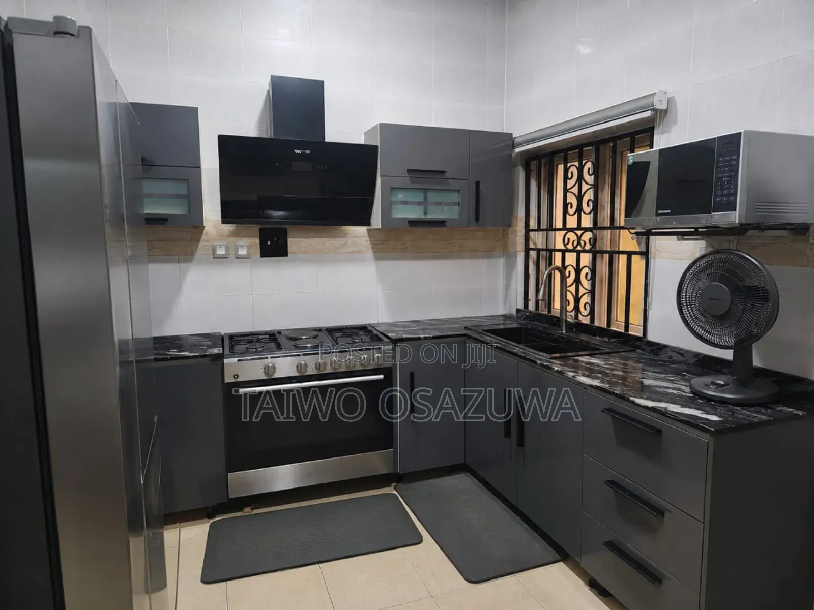 Furnished 4bdrm Townhouse / Terrace in Lekki Phase 1 for rent in Lekki Phase 1