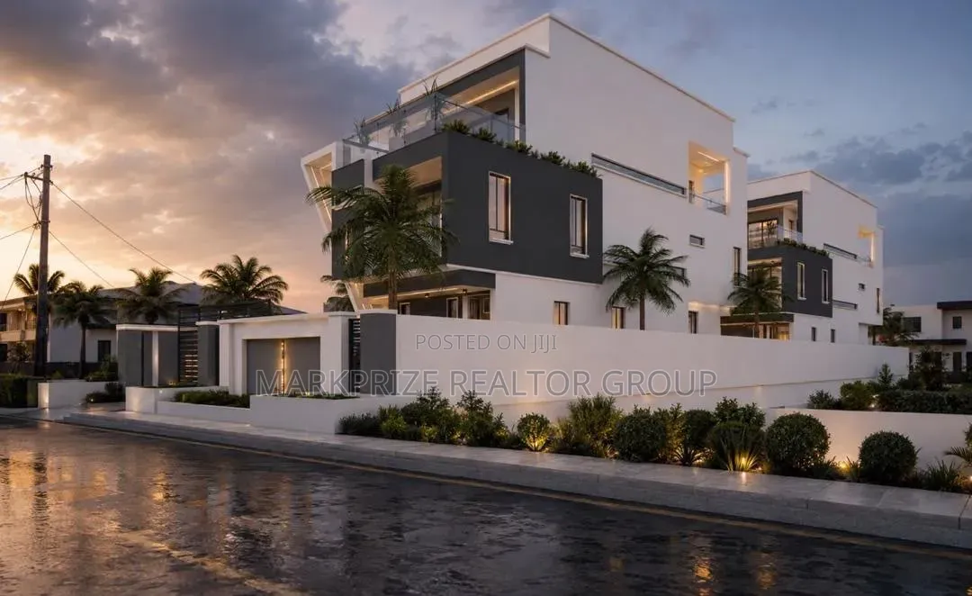 5bdrm Duplex in Magodo Lagos, GRA Phase 1 for sale in GRA Phase 1