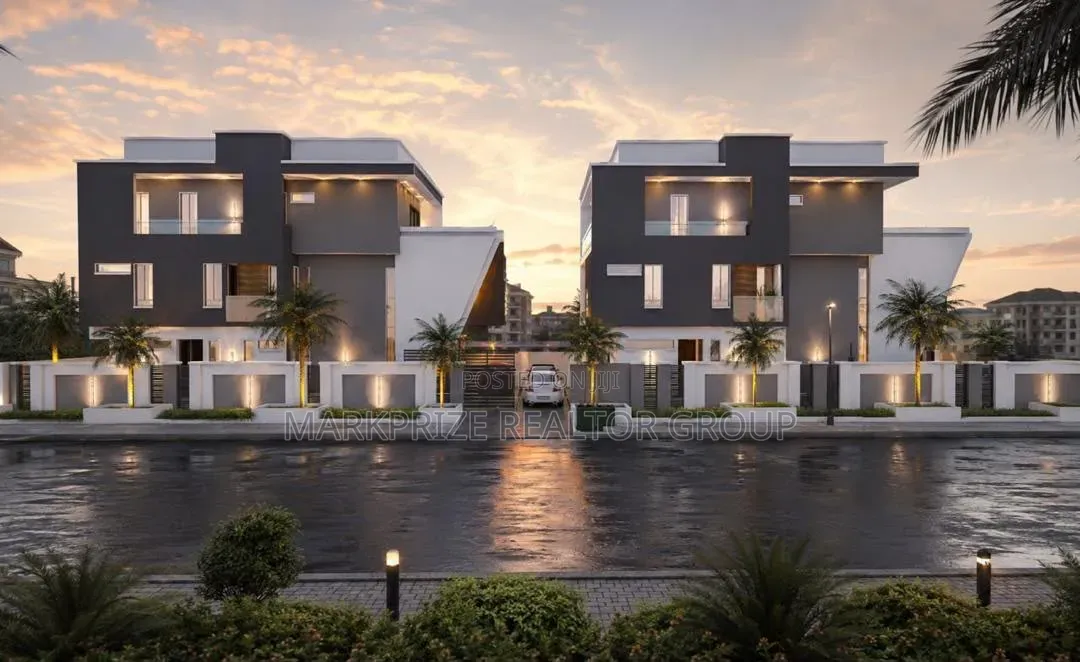 5bdrm Duplex in Magodo Lagos, GRA Phase 1 for sale in GRA Phase 1