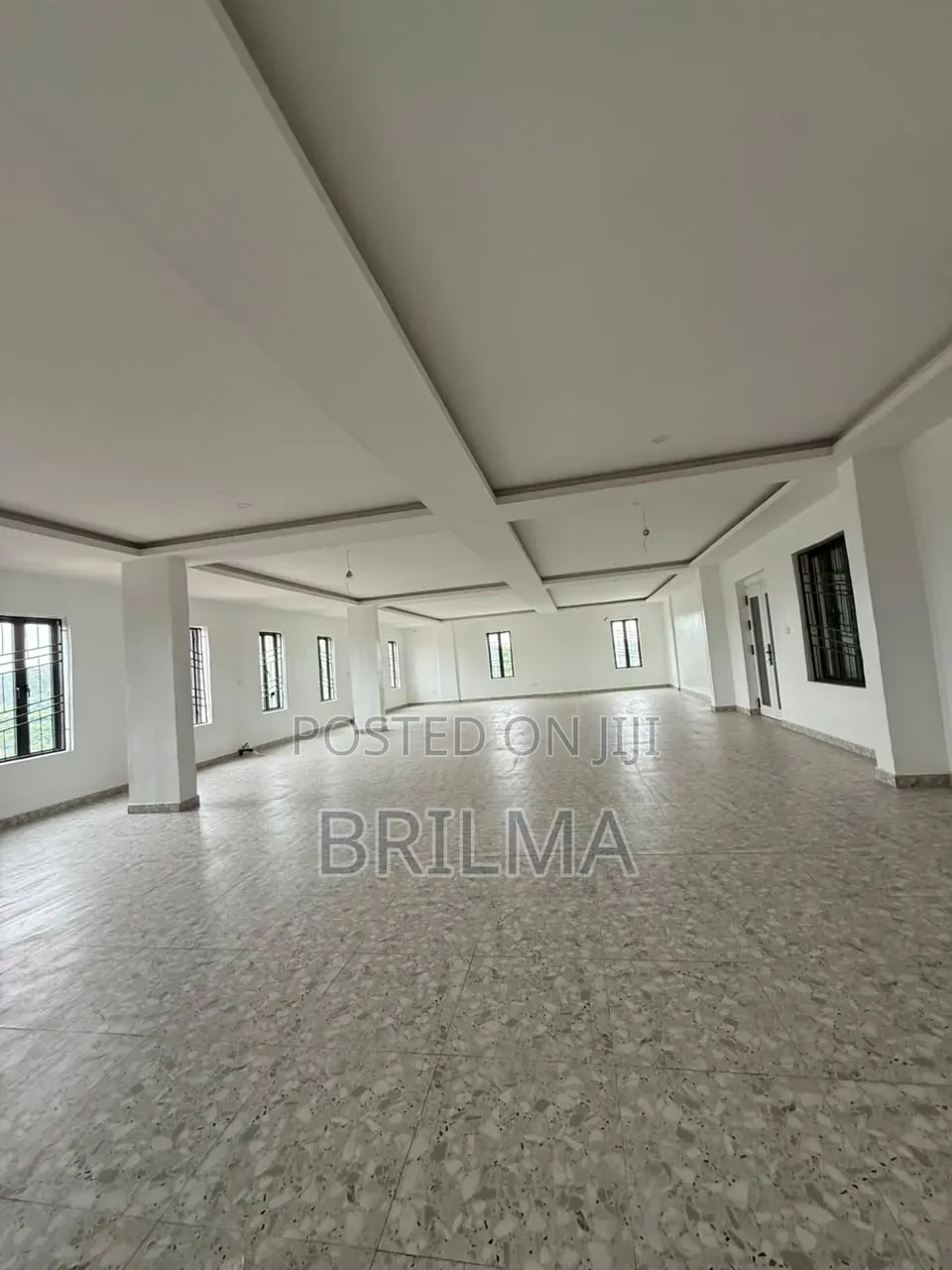 Shop/Office Space in Wuse Zone 5 for Sale in Zone 5 / Wuse