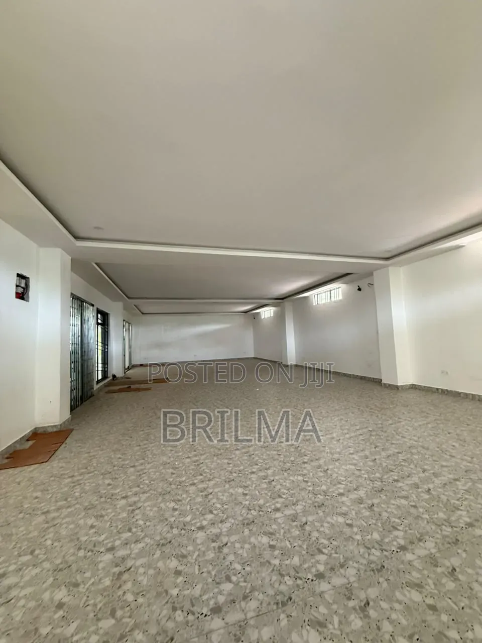 Shop/Office Space in Wuse Zone 5 for Sale in Zone 5 / Wuse
