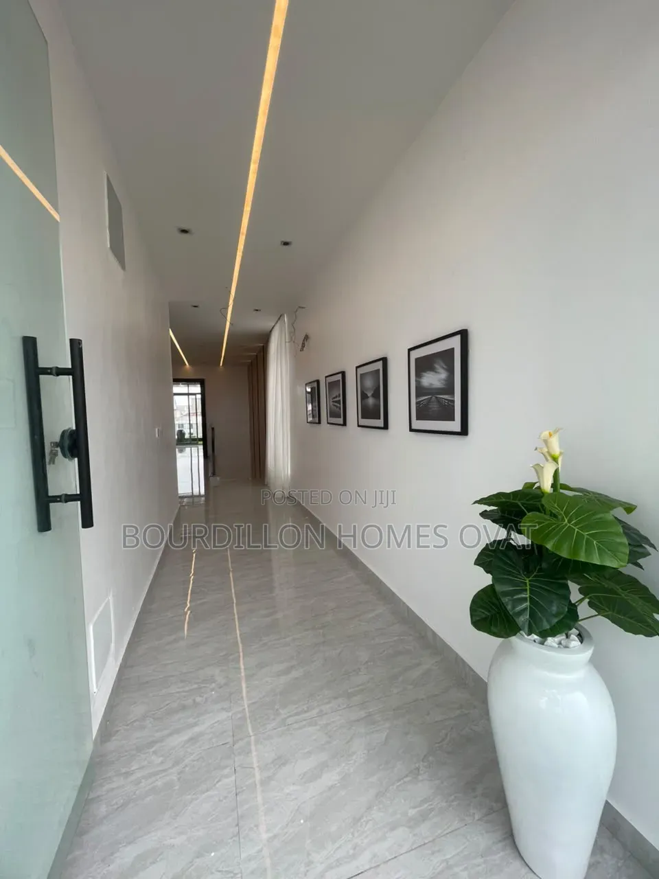 5bdrm Duplex in Osapa London Lekki for sale in Osapa london