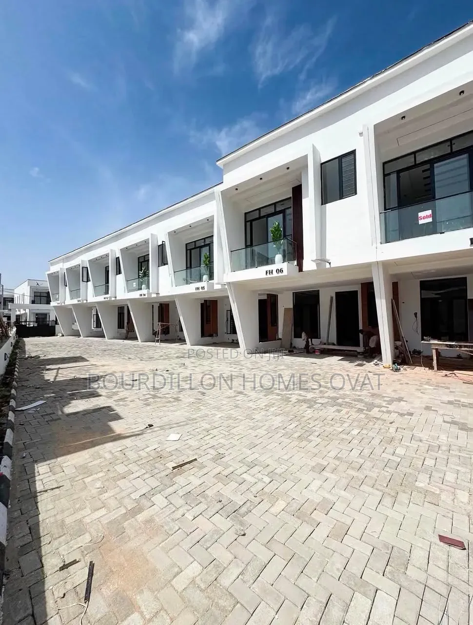 3bdrm Duplex in Ikota Lekki Lagos for sale in Ikota