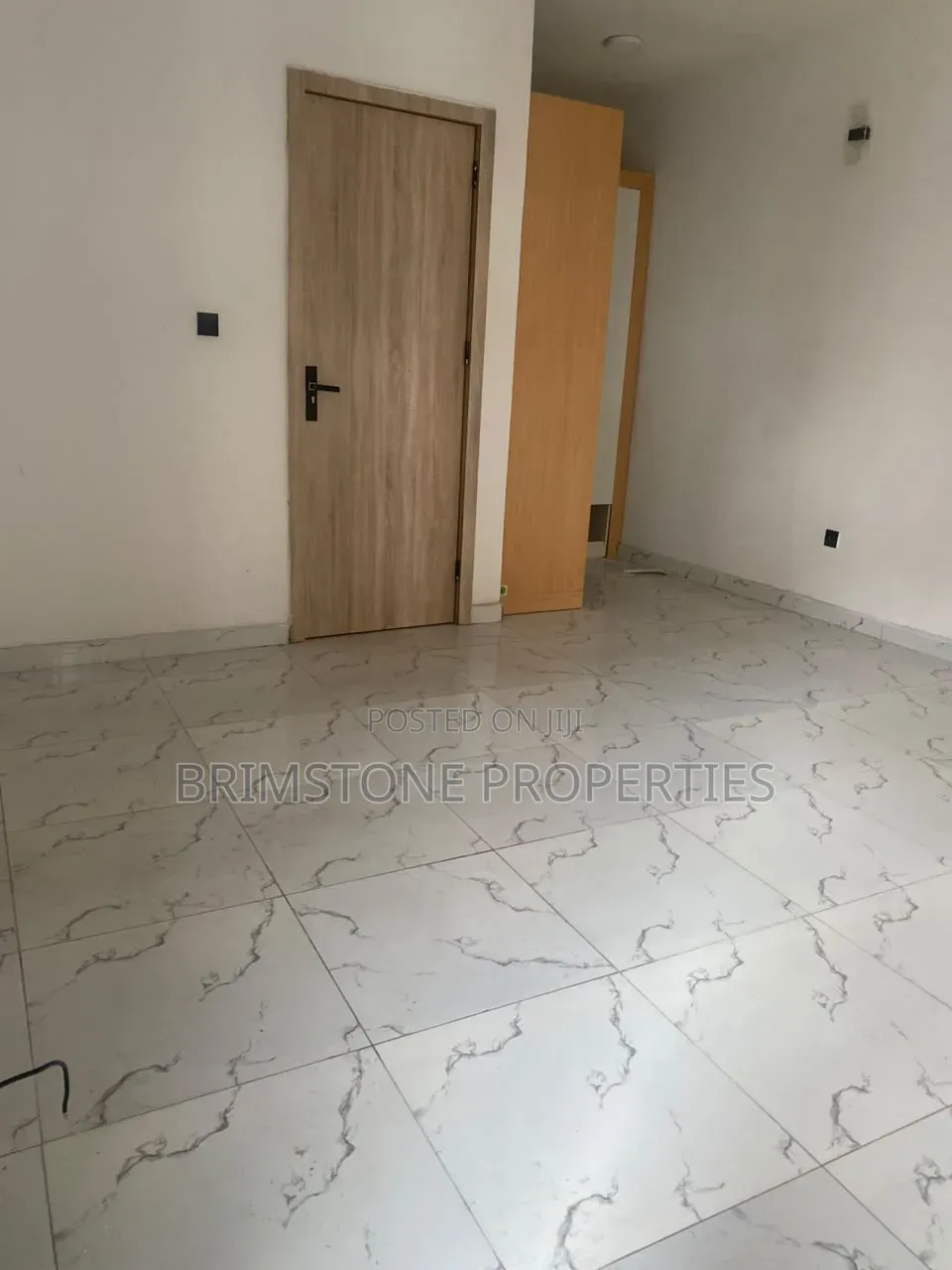 Furnished 3bdrm Duplex in Chevron for rent in Chevron