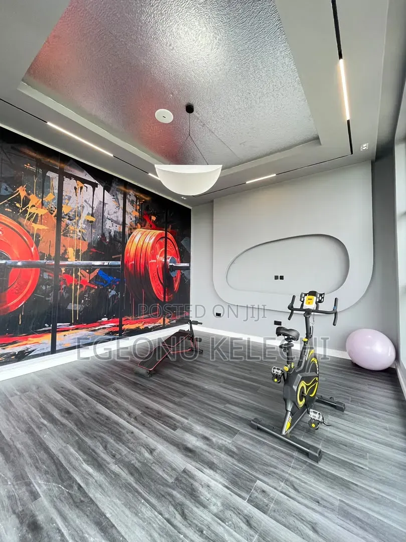 5bdrm Duplex in Chevron for sale in Chevron