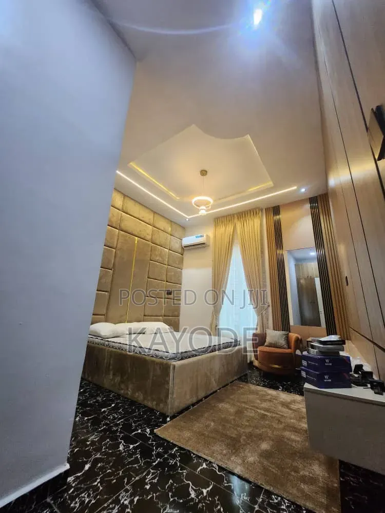 Studio Apartment in Van Daniel Estate, Chevron for rent in Chevron