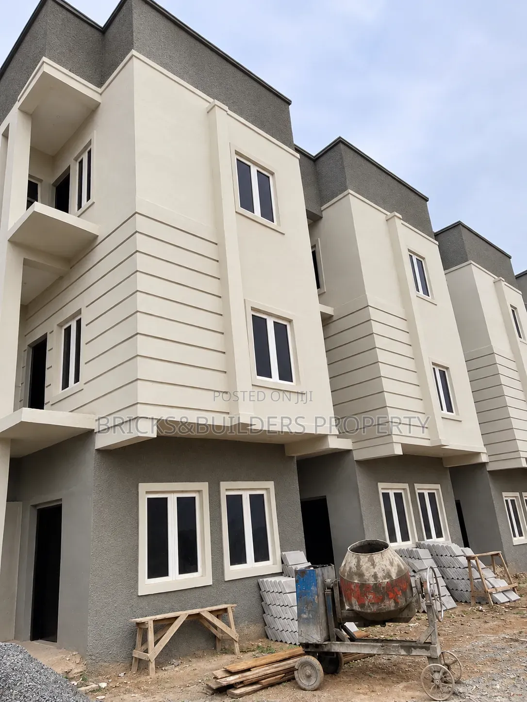 4bdrm Duplex in Guzape District for sale in Guzape District