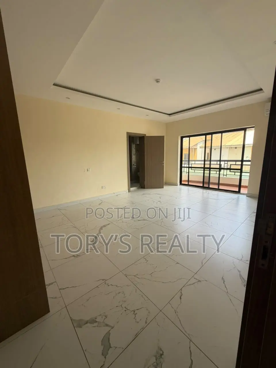 3bdrm Apartment in Old Ikoyi for rent in Old Ikoyi
