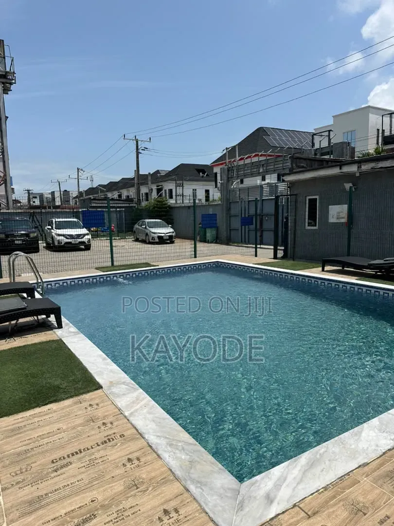 4bdrm Townhouse / Terrace in Alexandra Terraces, Ikate for rent in Ikate