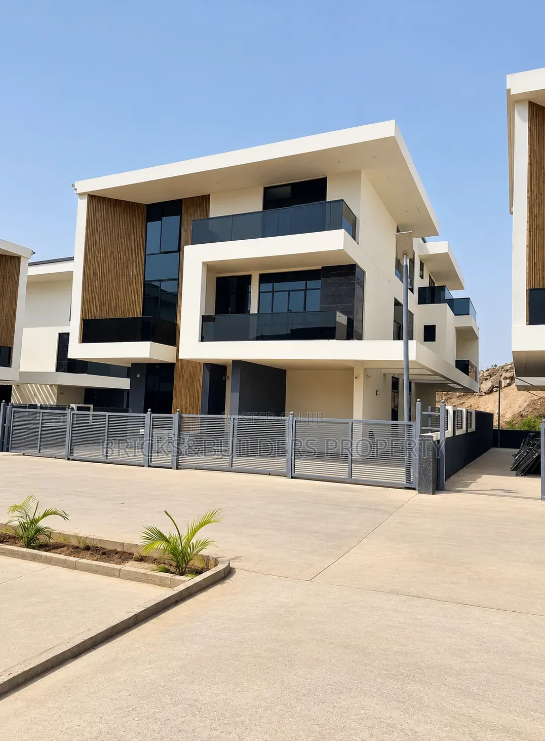 6bdrm Duplex in Guzape District for sale in Guzape District