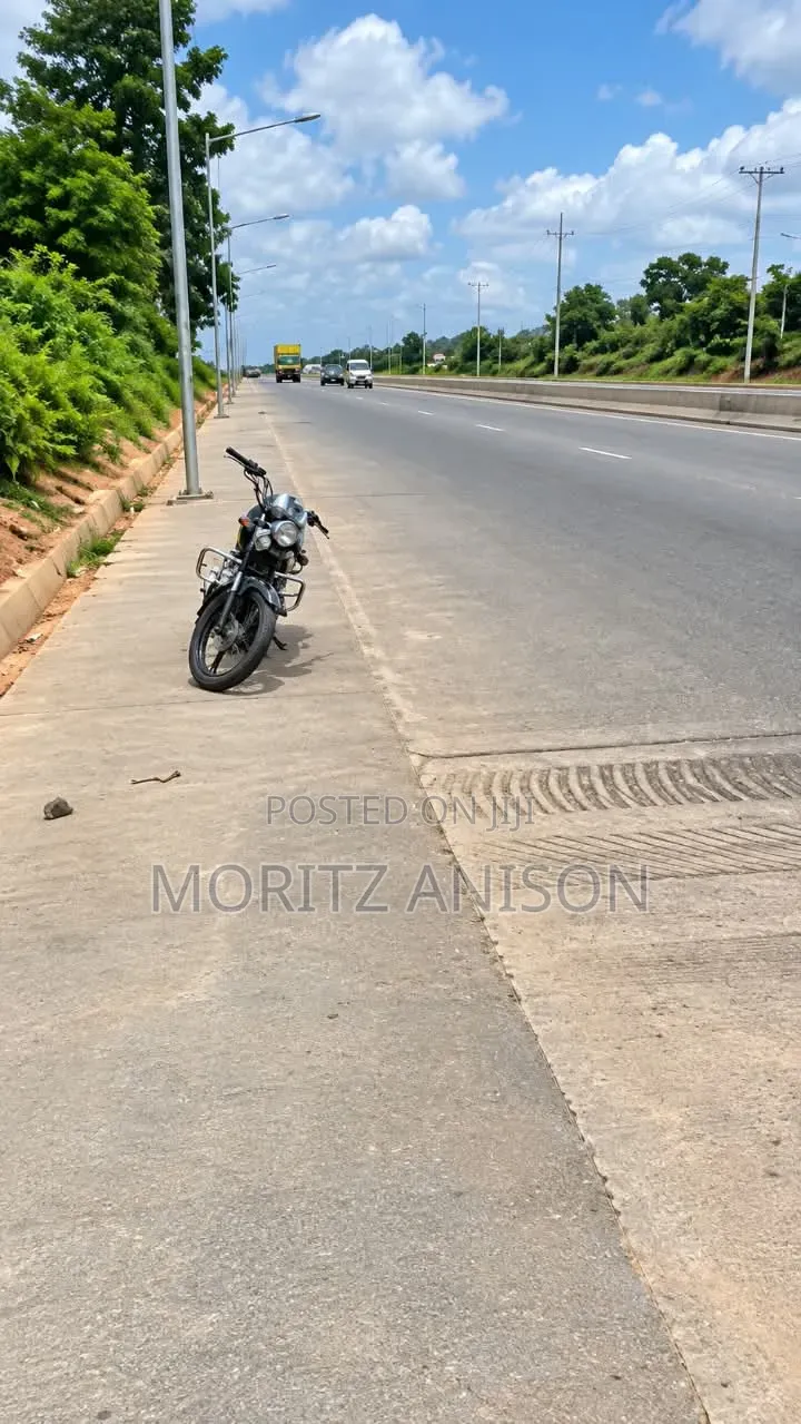 5 Plots of Land for Sale. in Enugu