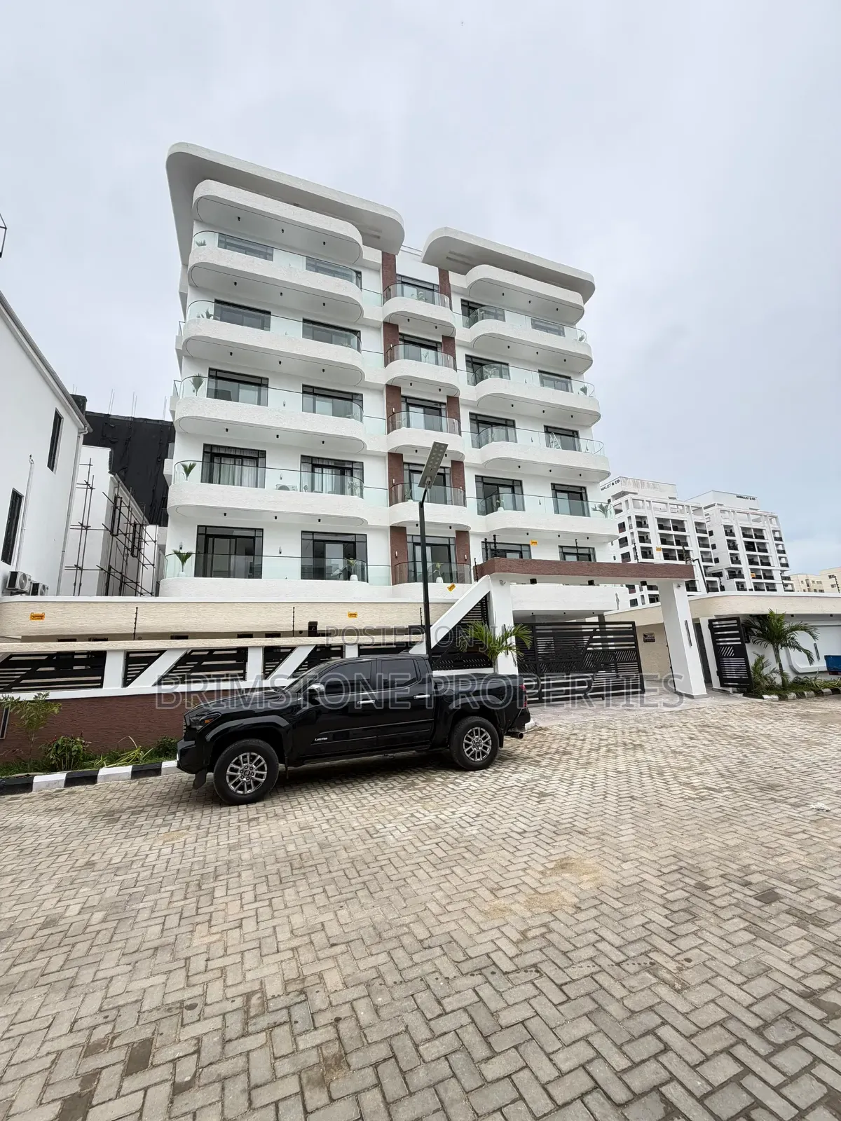 Furnished 2bdrm Apartment in Lekki Phase 1 for sale in Lekki Phase 1