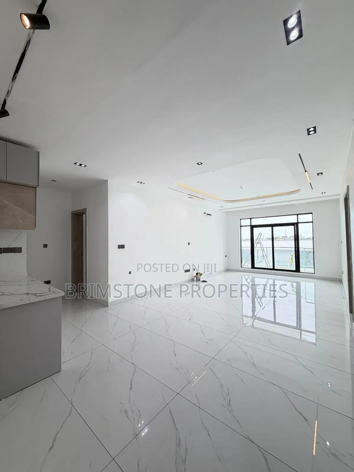 Furnished 2bdrm Apartment in Lekki Phase 1 for sale in Lekki Phase 1
