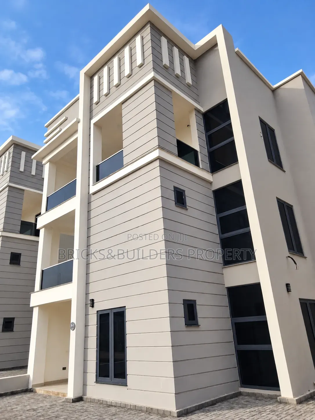 4bdrm Duplex in Kado for sale in Kado