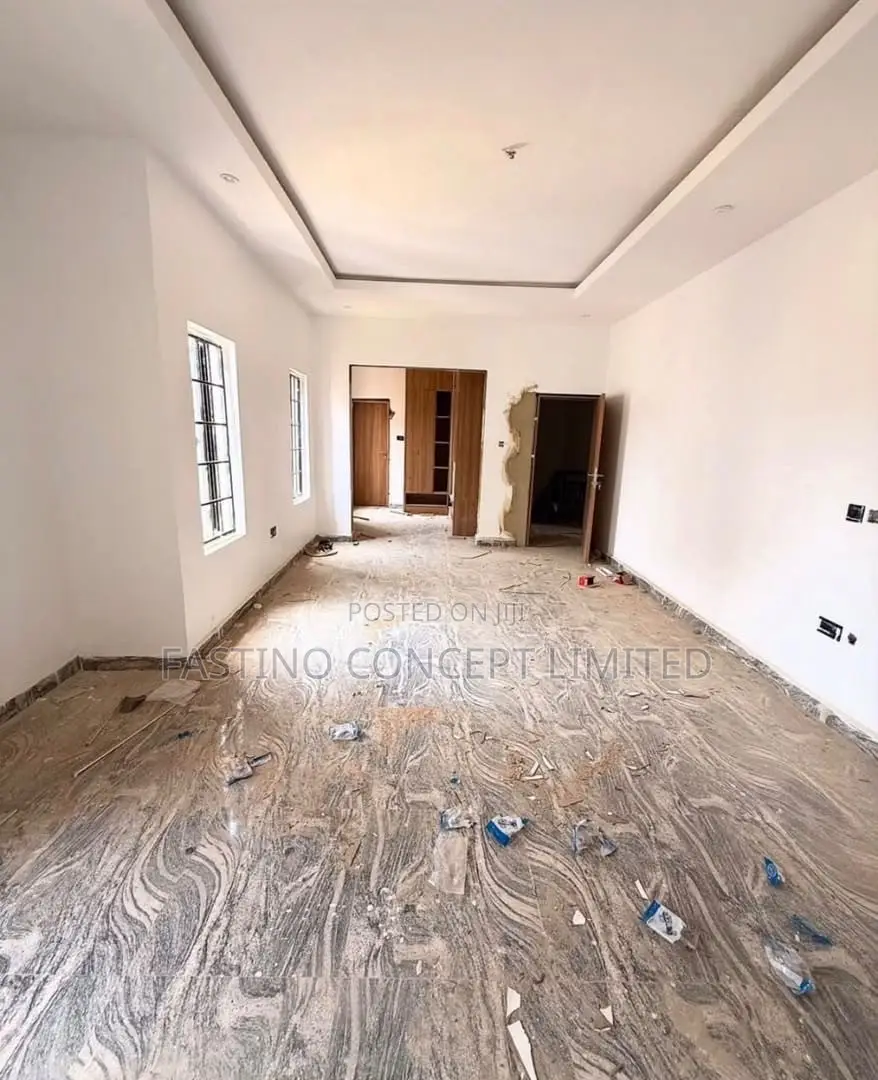 7bdrm Townhouse/Terrace in Guzape District for sale in Guzape District