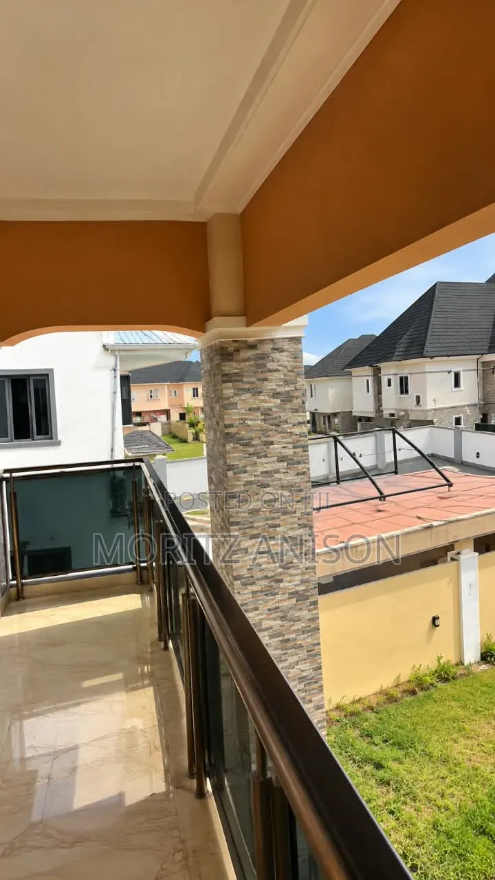 4bdrm Duplex in Off Asadu, Thinker'S, Enugu for rent in Enugu