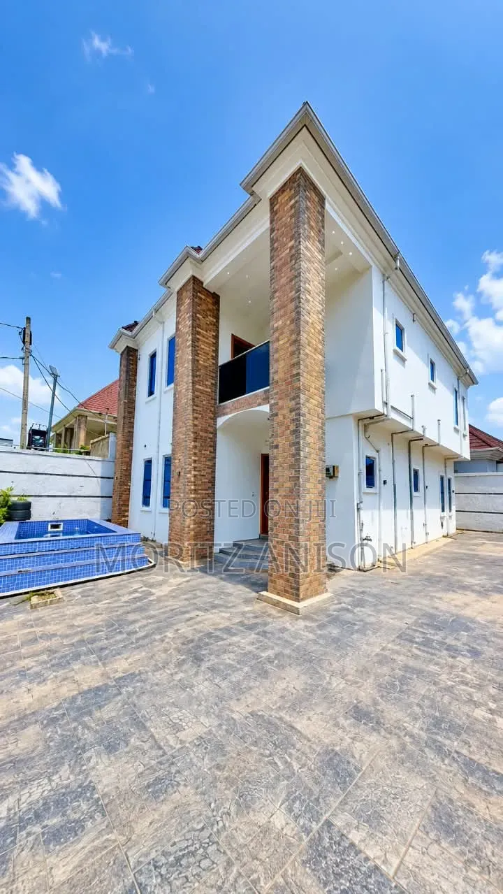4bdrm Duplex in Thinker'S Corner., Enugu for sale in Enugu