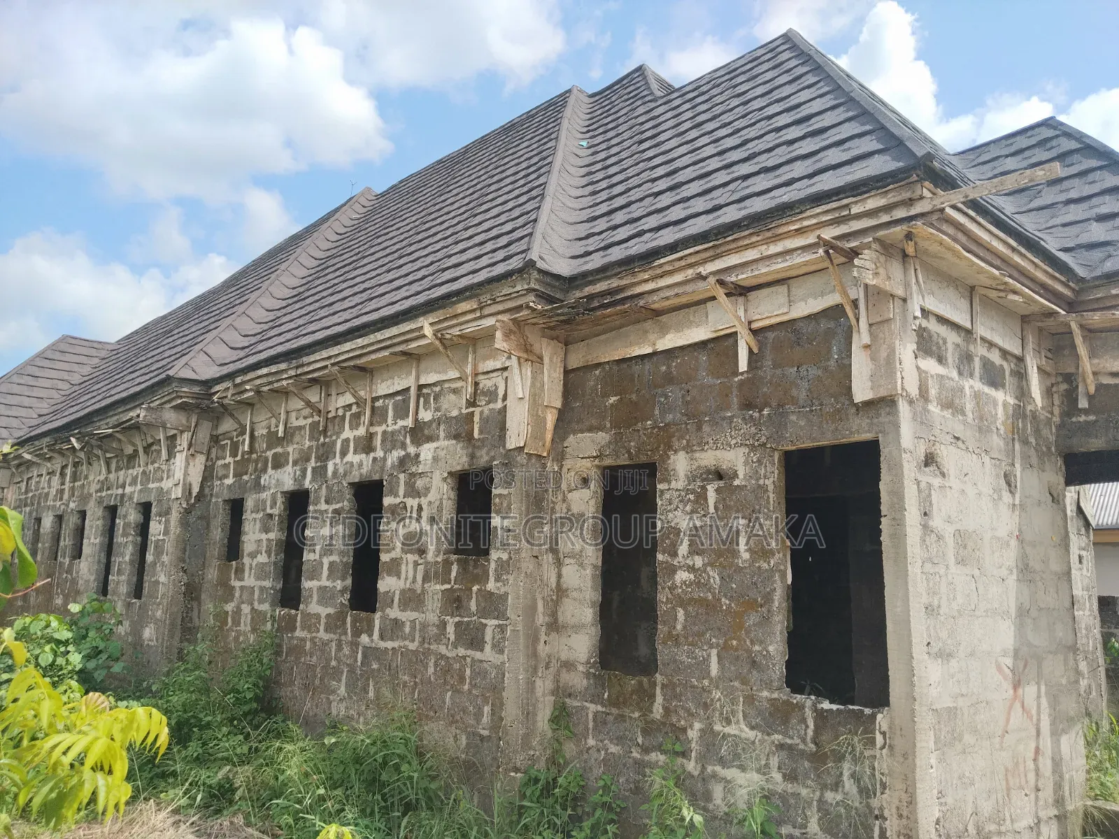 5bdrm Bungalow in Abraka, Ethiope East for sale in Ethiope East