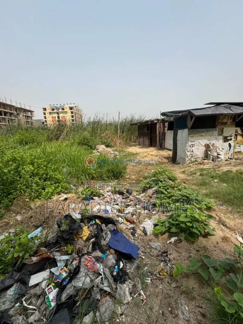 254 Plots of Waterfront Land for Outright Sale in Portharcourt in Rumolumeni