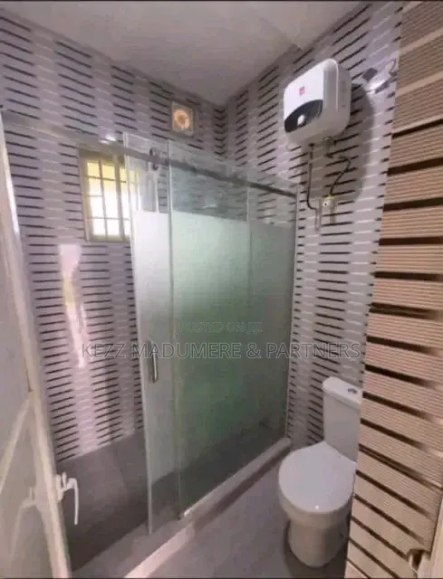 2bdrm Block of Flats in Shelter Afrique for rent in Uyo