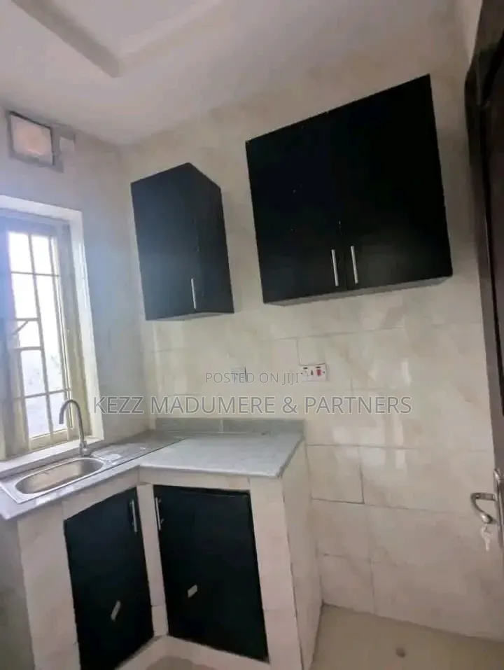 2bdrm Block of Flats in Shelter Afrique for rent in Uyo