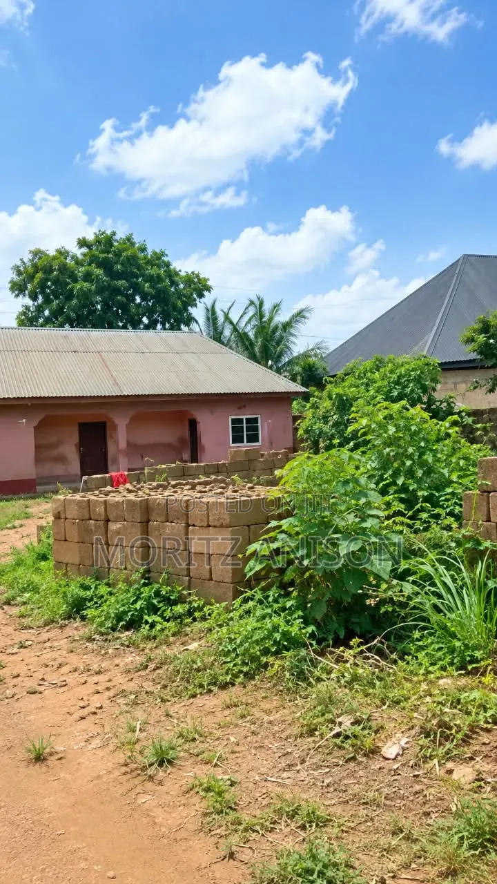 2bdrm Bungalow in Amaoji ., Enugu for sale in Enugu