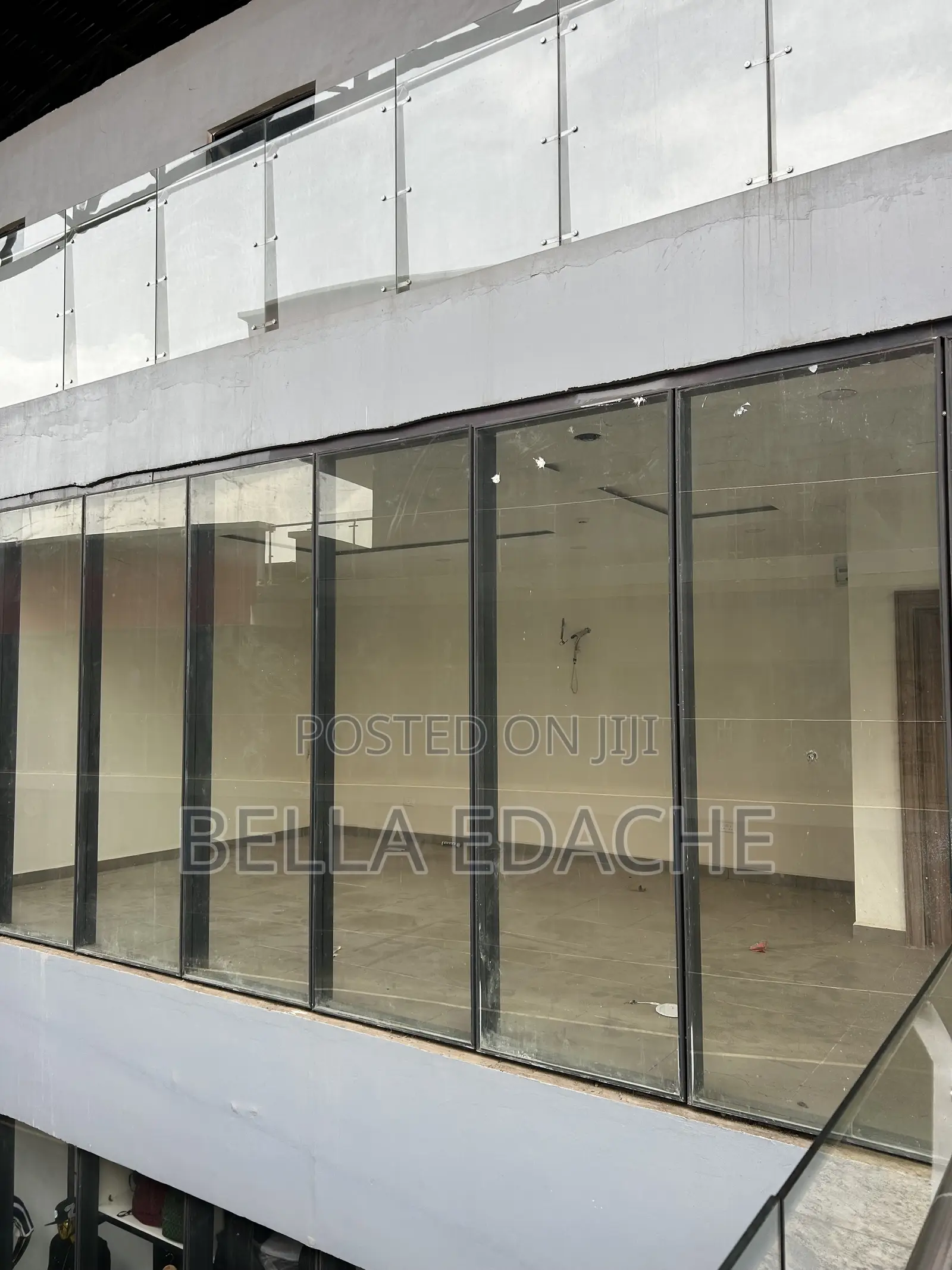 Shop/Office Space in Wuse 2