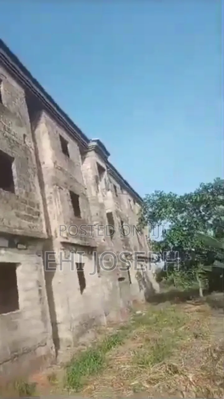 Standard Uncompleted Hotel for Sale – in Benin City