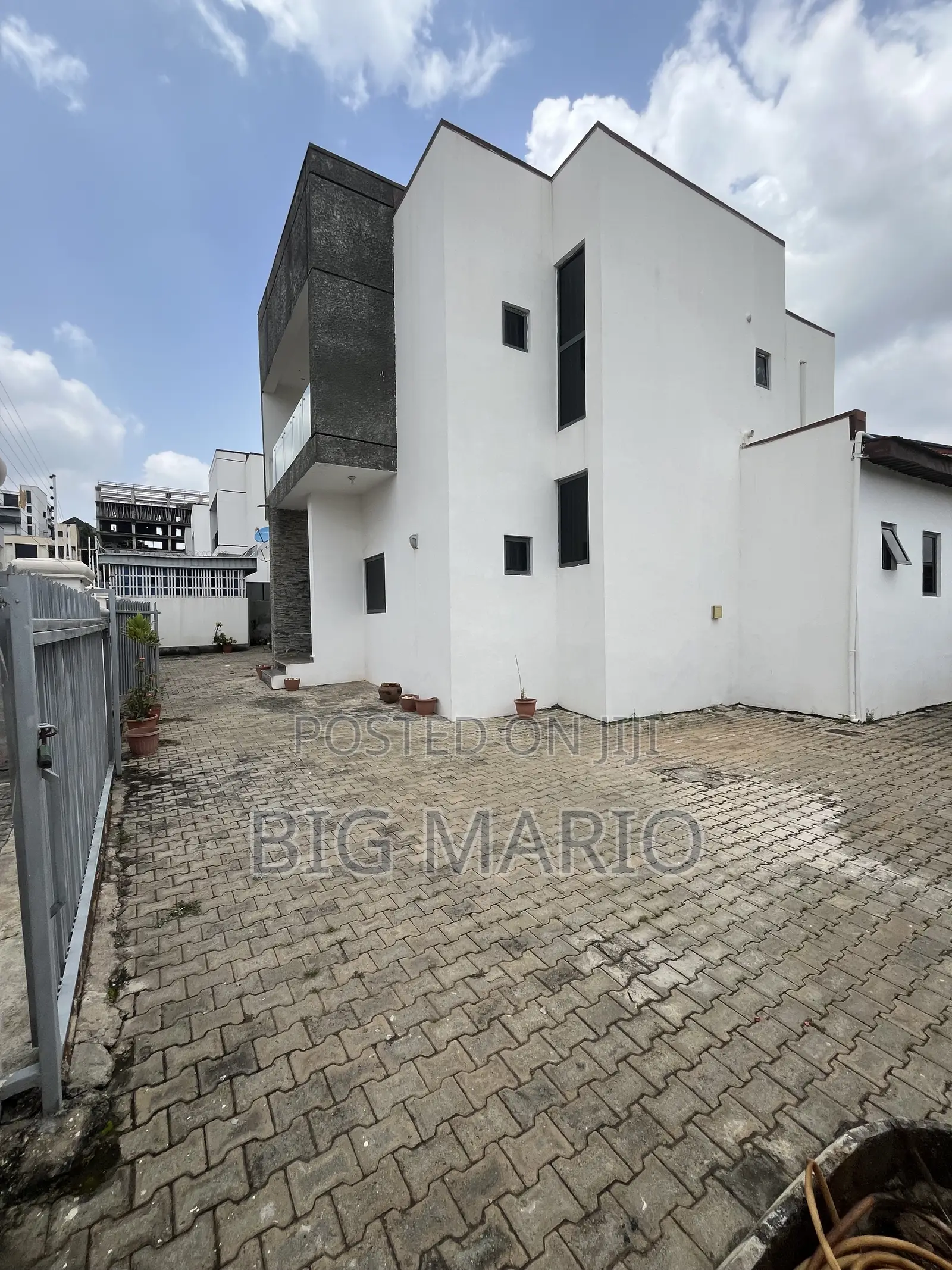 Furnished 4bdrm Duplex in Guzape Main for rent in Guzape District