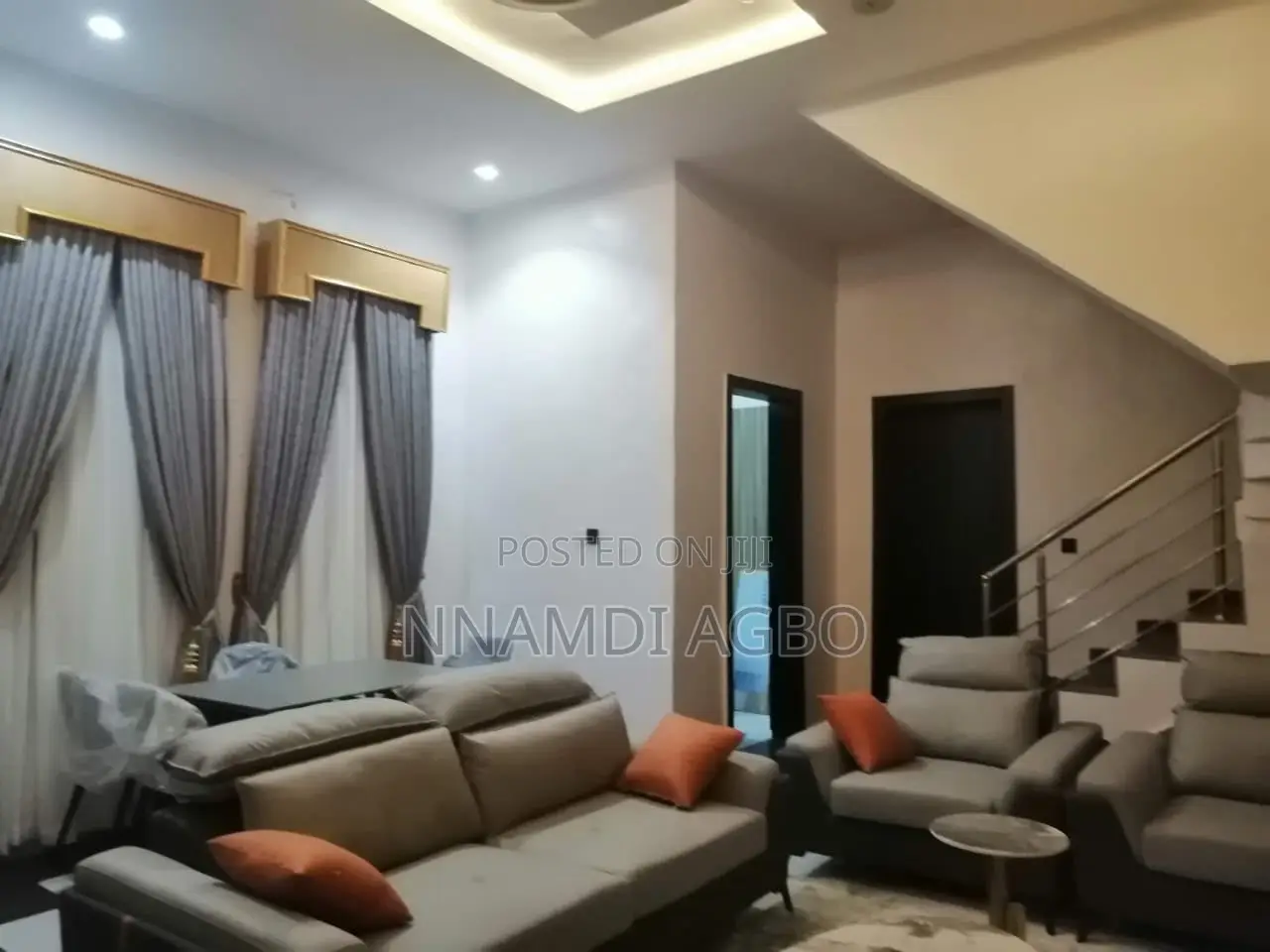 4bdrm Duplex in Lafiaji for rent in Lafiaji