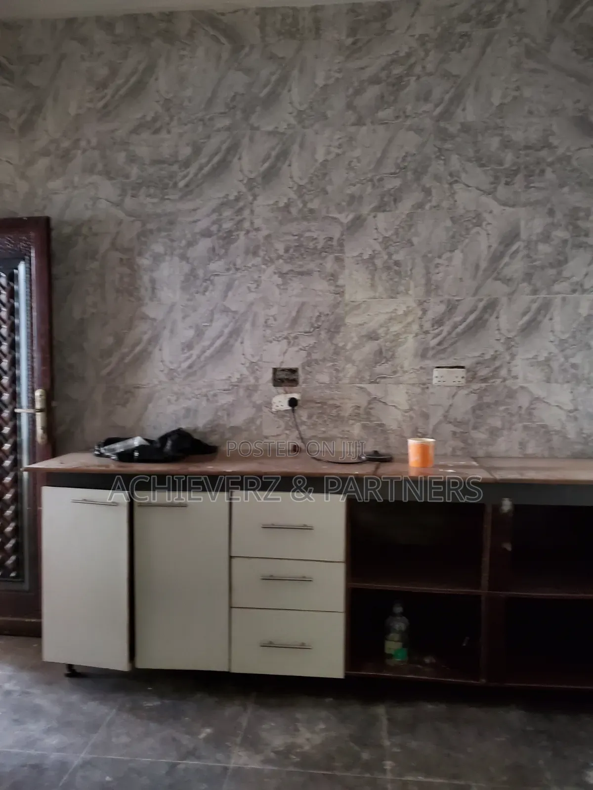 3bdrm Block of Flats in Jahi for rent in Jahi
