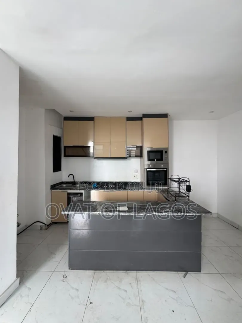 2bdrm Apartment in Chevron for rent in Chevron