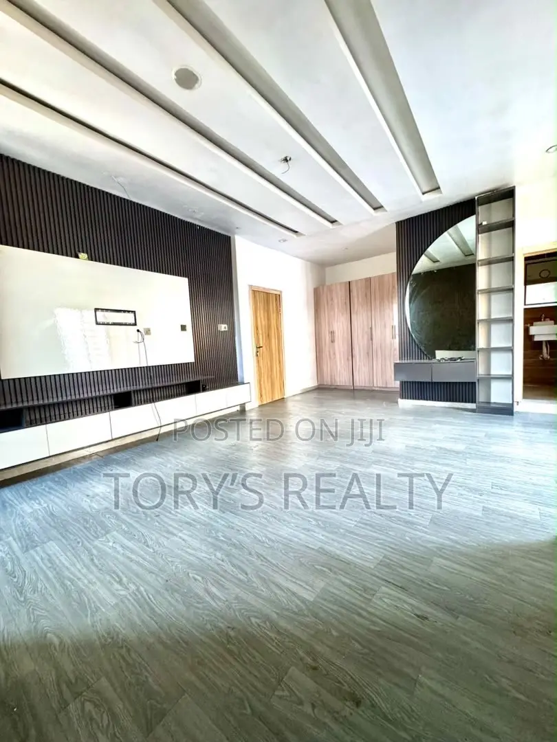 3bdrm Duplex in Lekki Phase 2 for rent in Lekki Phase 2