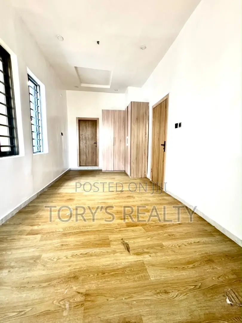 3bdrm Duplex in Lekki Phase 2 for rent in Lekki Phase 2