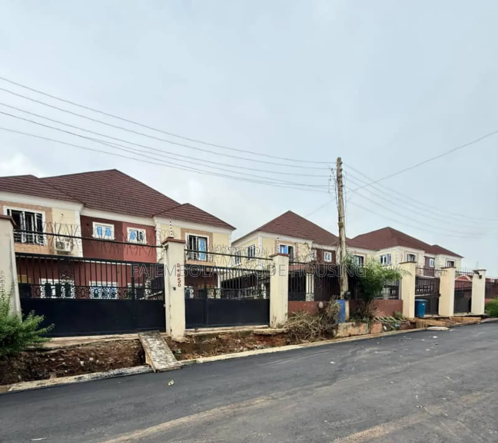 4bdrm Duplex in Ikolaba Estate, Bodija for sale in Bodija
